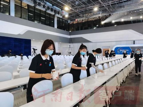 让萤光汇成星河 团郑州市委 一周一节一论坛 青年志愿服务活动侧记